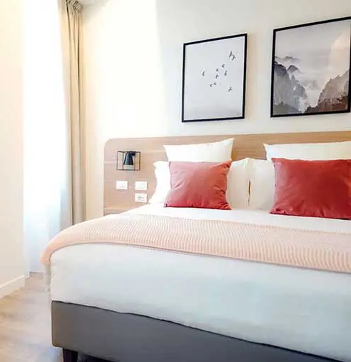Bergamo Inn 15